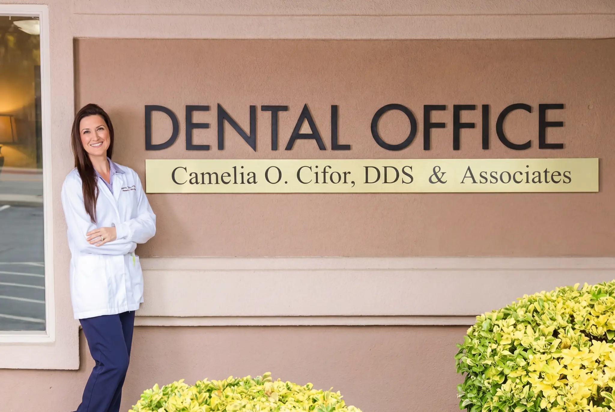 Walnut Whitney Dental office exterior